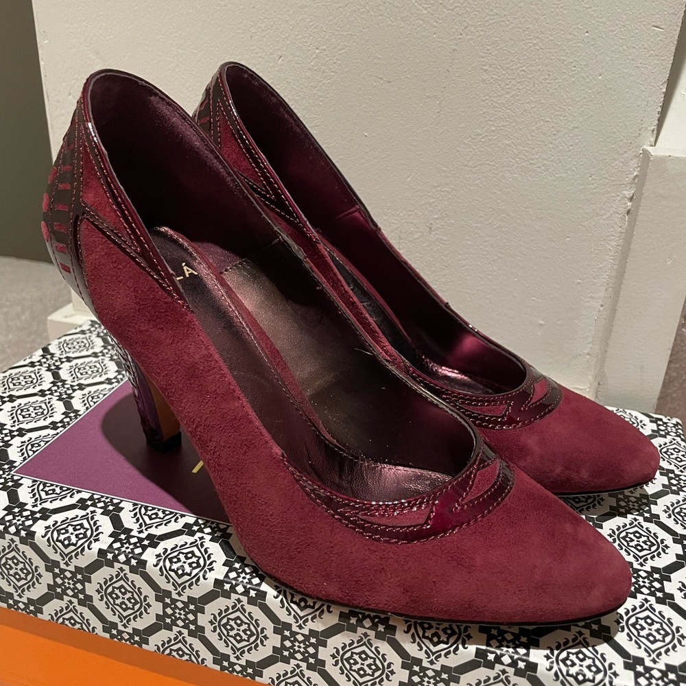 Isola Burgundy Red Suede Heels Size 6.5